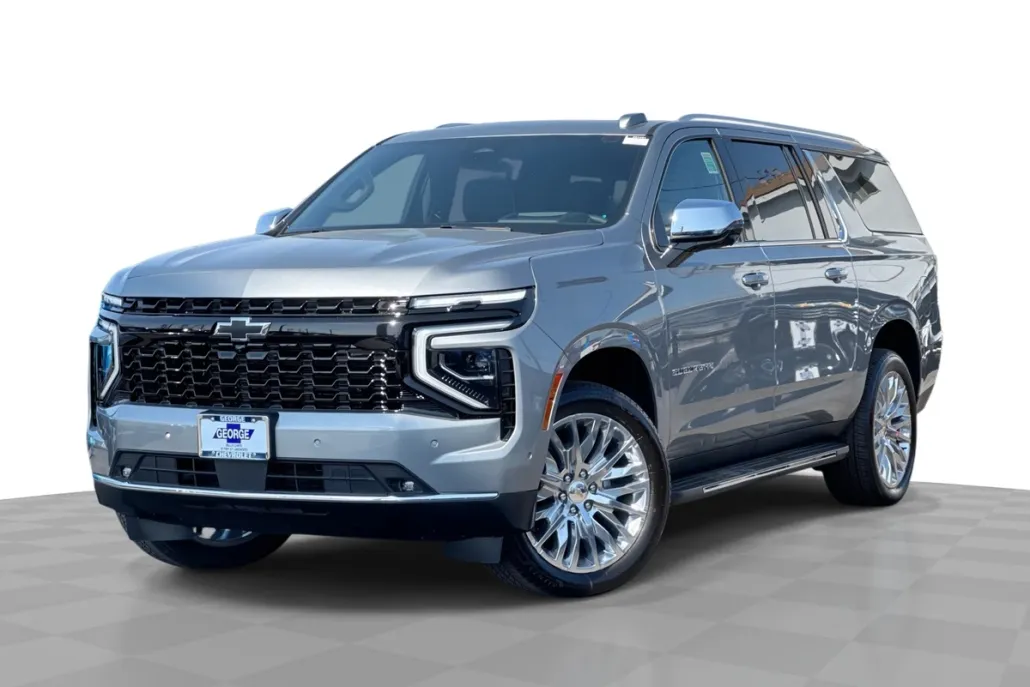 2025 Chevrolet Suburban Premier photo 1