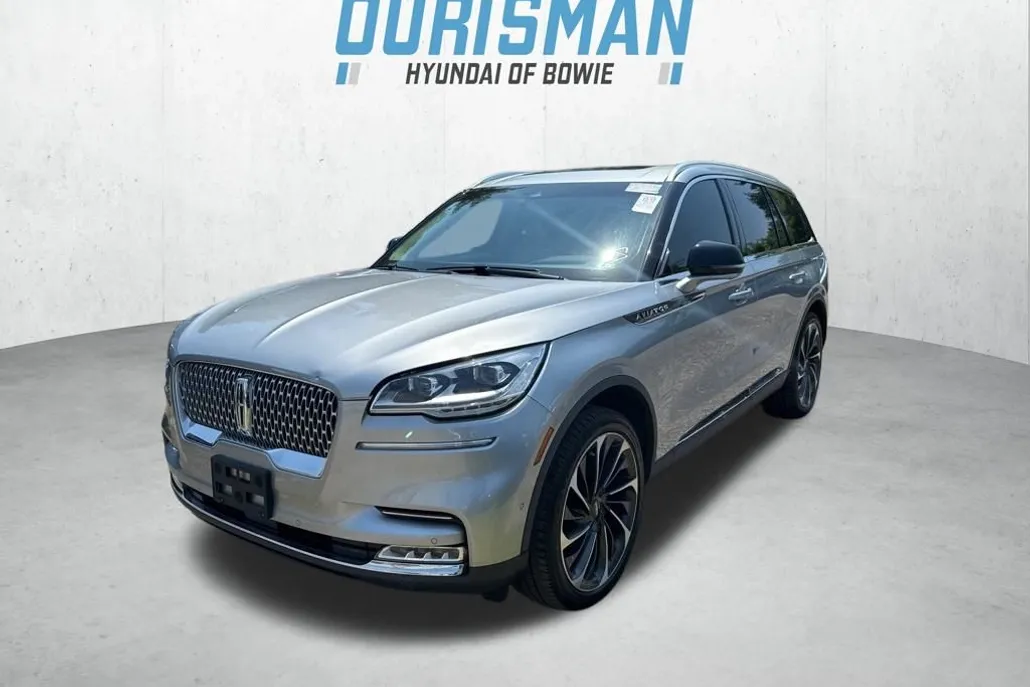 2023 Lincoln Aviator Reserve photo 1