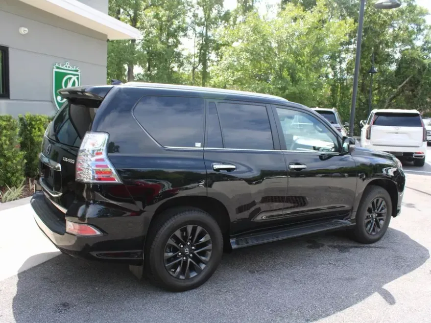2023 Lexus GX 460 Premium photo 1
