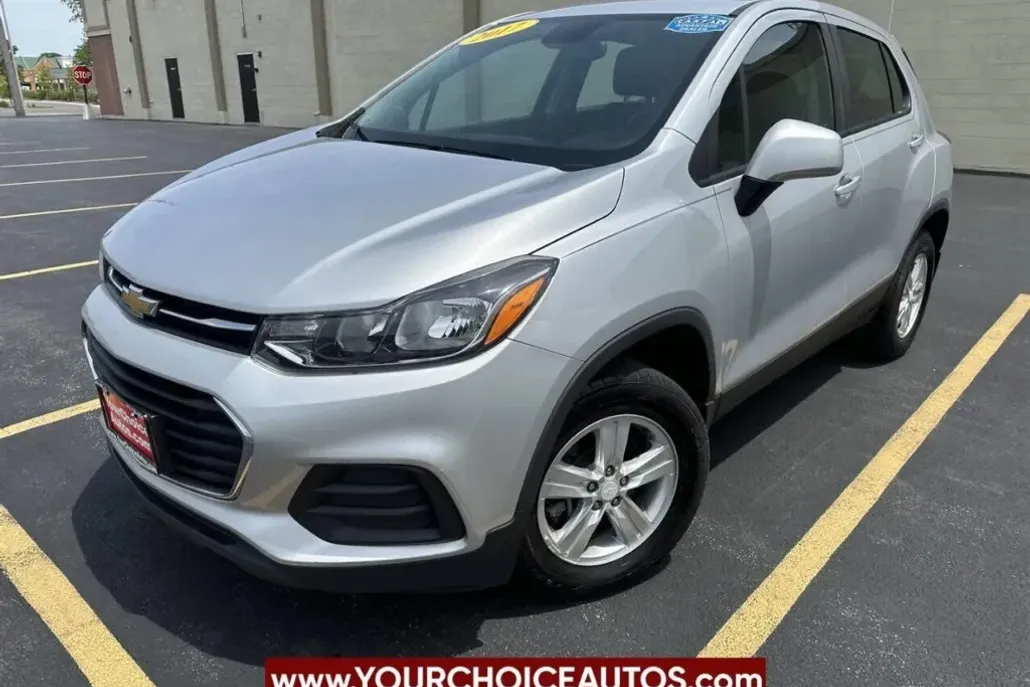 2017 Chevrolet Trax LS photo 1