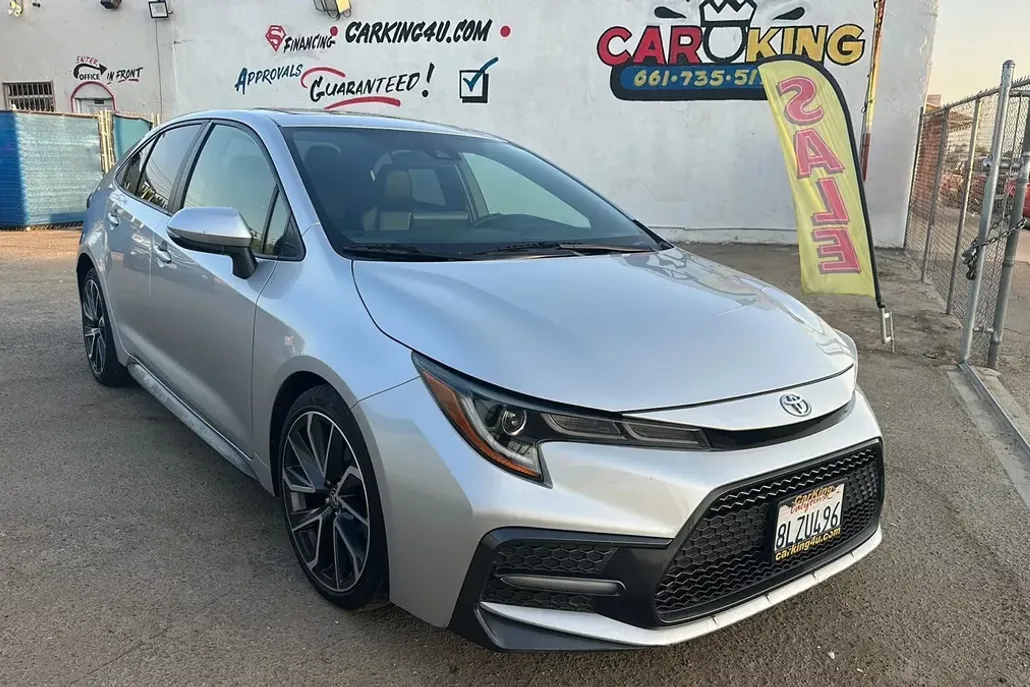 2020 Toyota Corolla XSE photo 1
