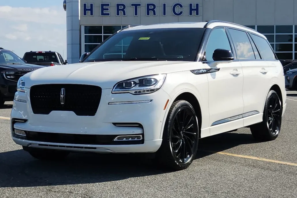2022 Lincoln Aviator Reserve photo 1