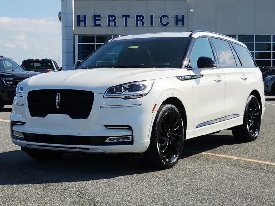 2022 Lincoln Aviator Reserve photo 1