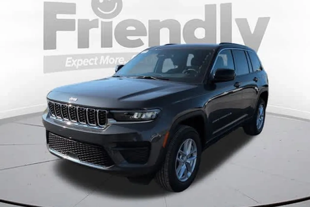 2025 Jeep Grand Cherokee Laredo X photo 1