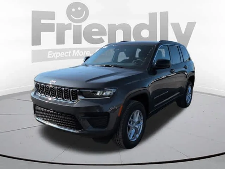 2025 Jeep Grand Cherokee Laredo X photo 1