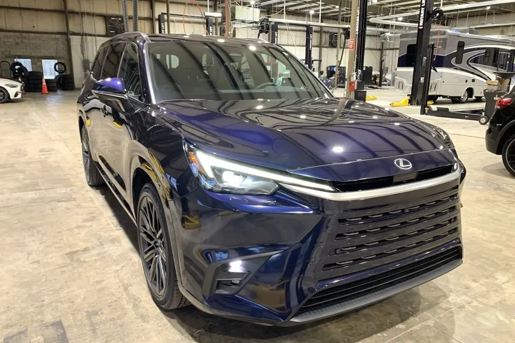 2024 Lexus TX 350 photo 1