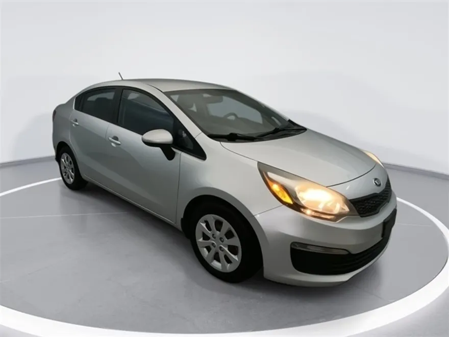 2017 Kia Rio LX photo 1