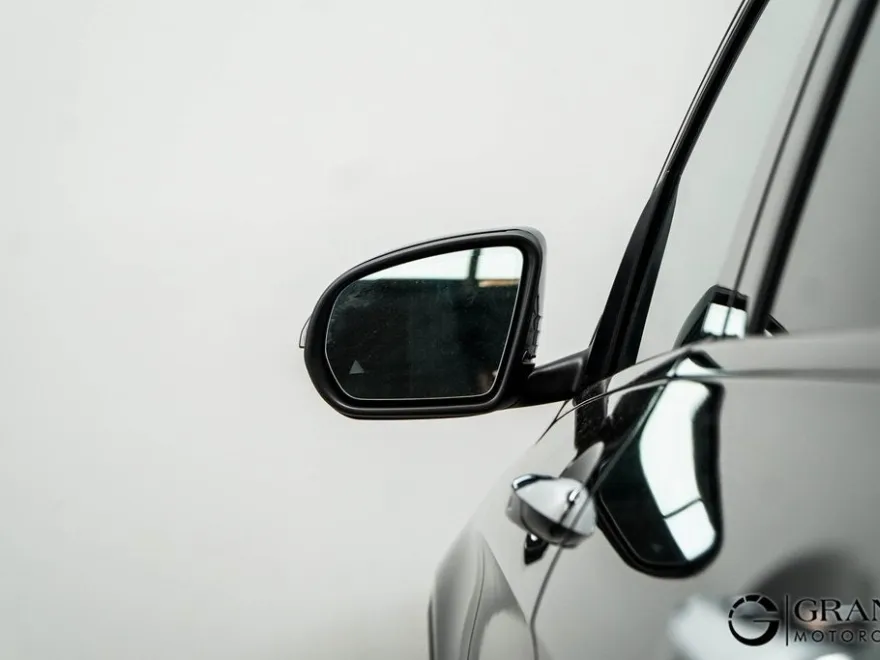 2022 Mercedes Benz GLC 300 4MATIC Coupe photo 13