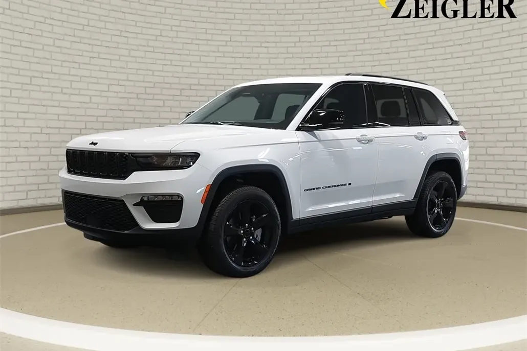 2024 Jeep Grand Cherokee Limited photo 1