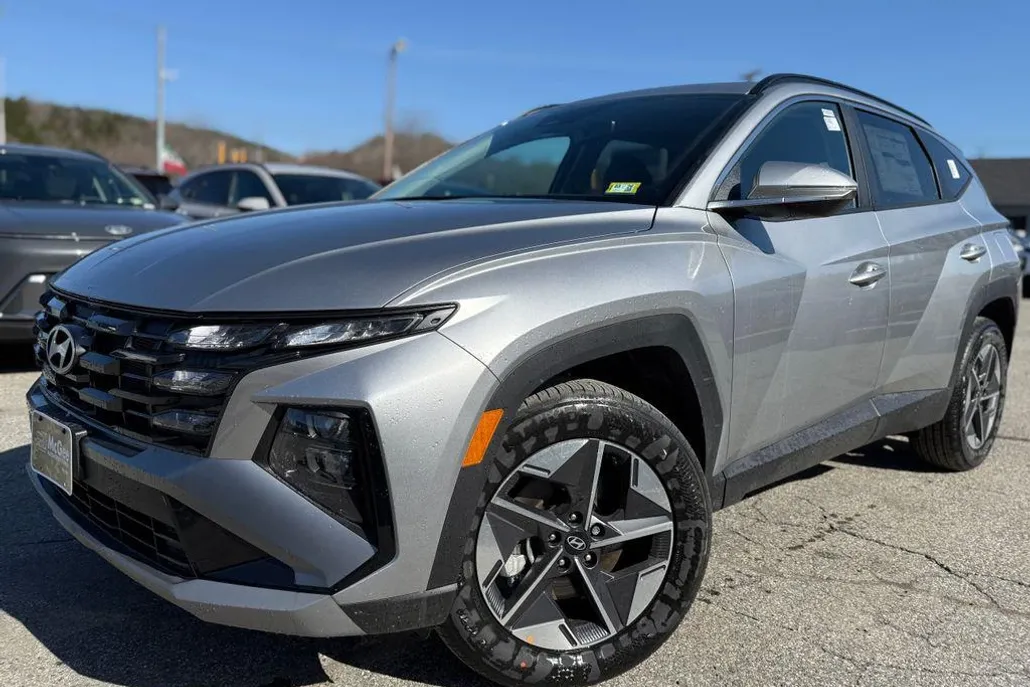 2026 Hyundai Tucson SEL photo 1