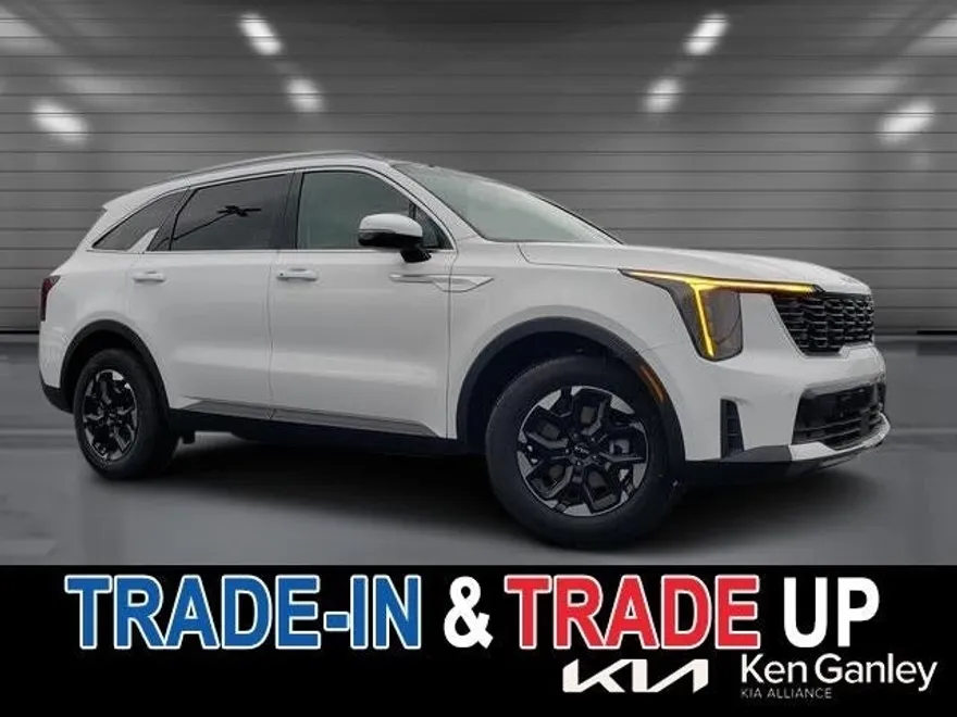 2025 Kia Sorento S photo 1