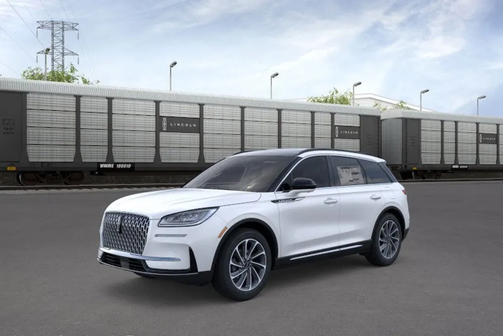 2025 Lincoln Corsair Premiere photo 1