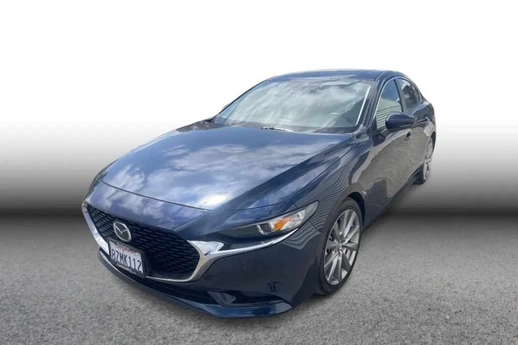 2021 Mazda Mazda3 Preferred Sedan photo 1