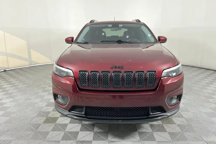 2019 Jeep Cherokee Altitude photo 1