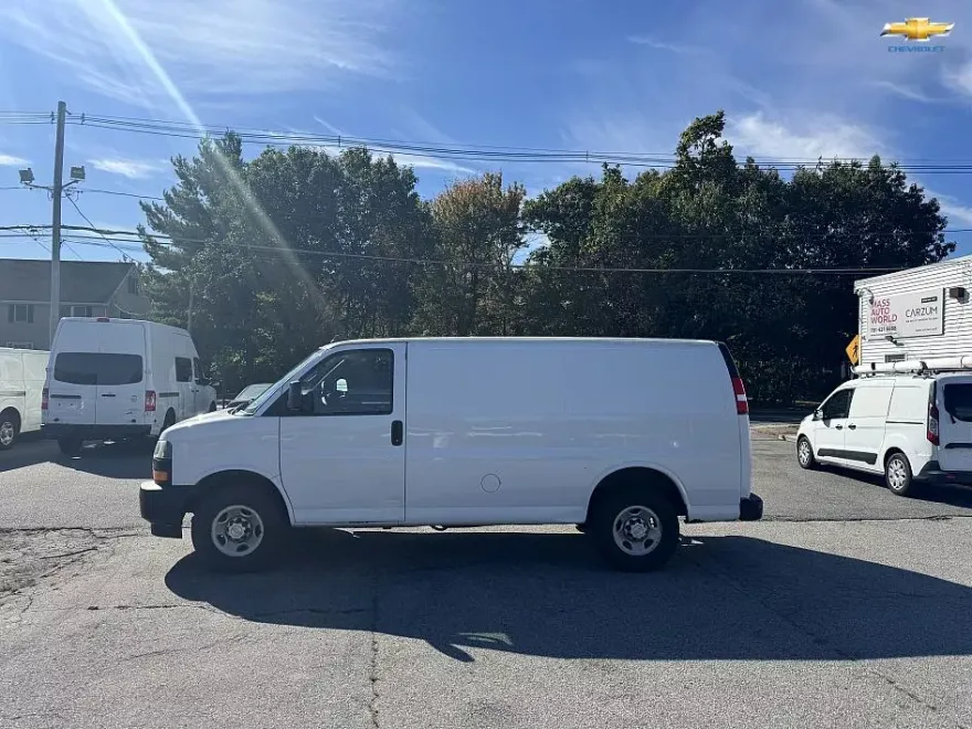 2020 Chevrolet Express Cargo Van 2500 photo 1