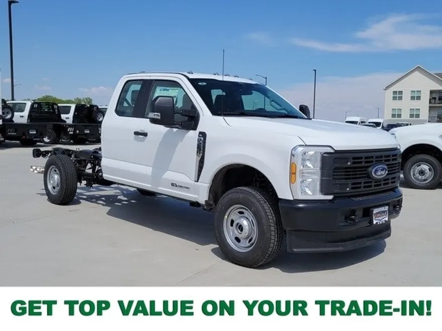 2025 Ford F-250 photo 1
