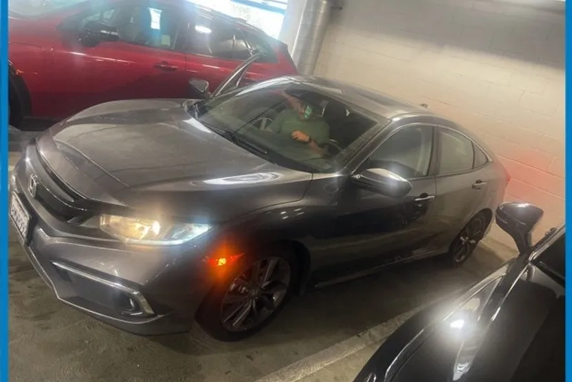 2019 Honda Civic EX photo 1