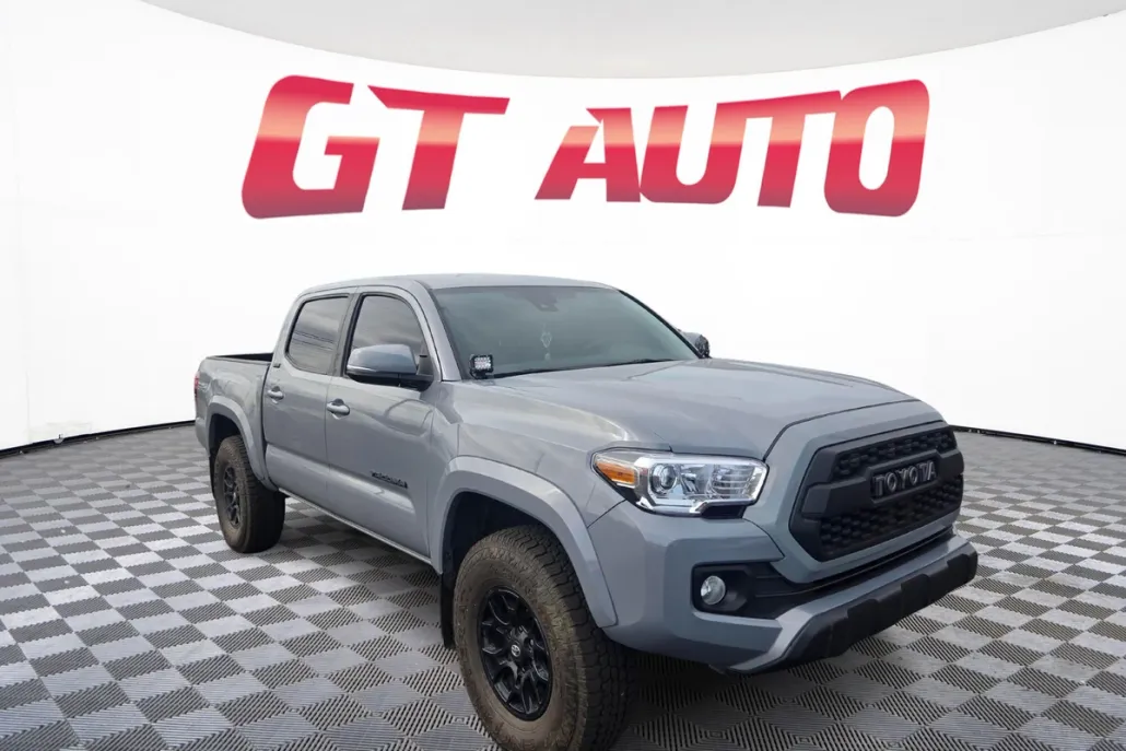2021 Toyota Tacoma SR5 V6 photo 1
