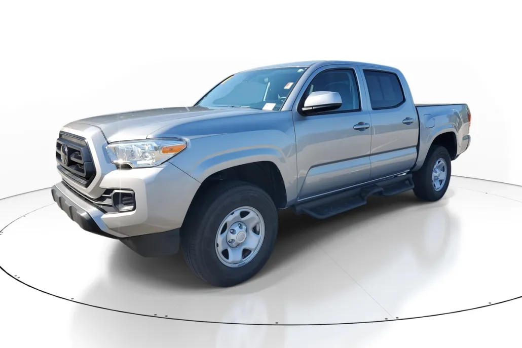 2021 Toyota Tacoma 4x4 SR5 photo 1