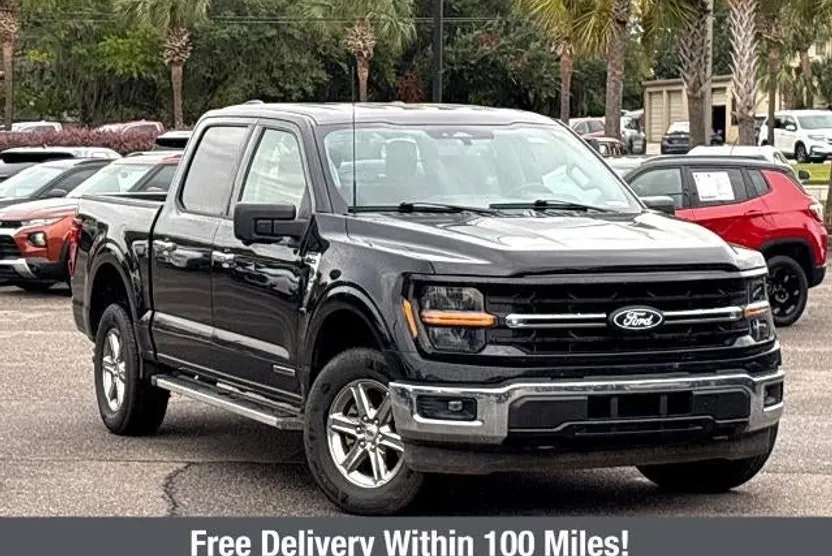 2024 Ford F-150 XLT photo 1