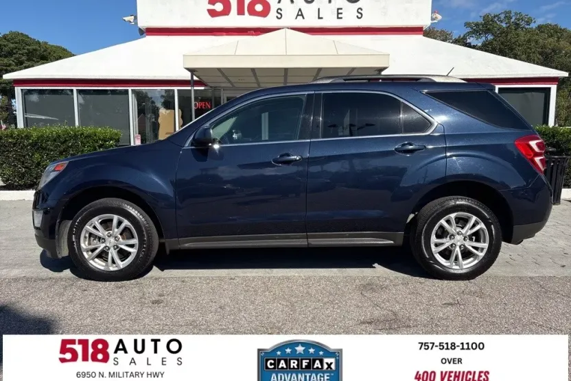 2017 Chevrolet Equinox LT photo 1