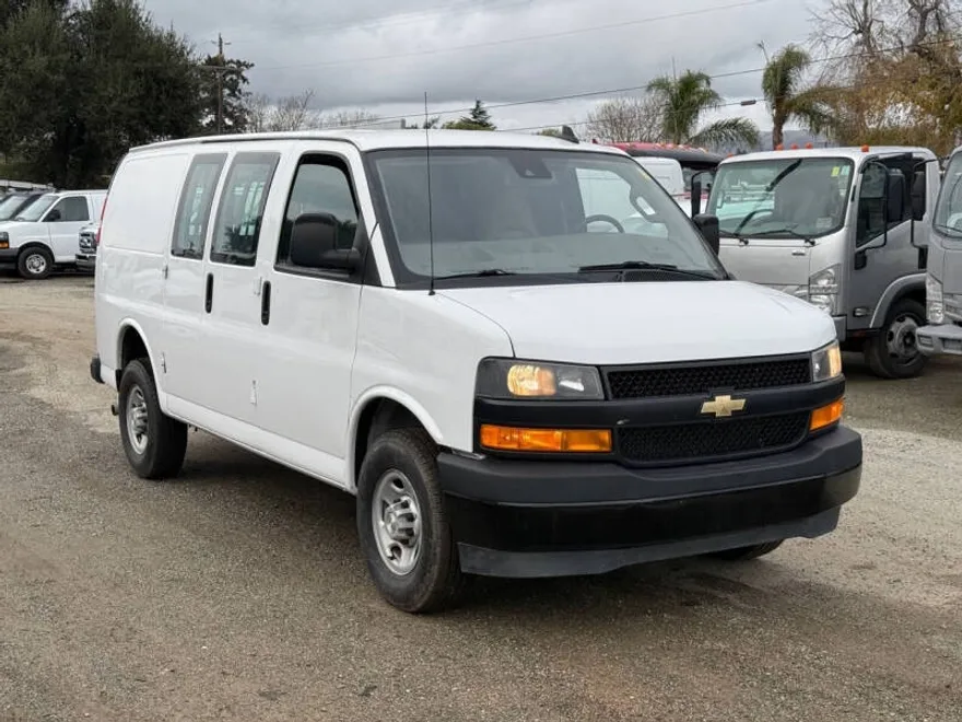 2021 Chevrolet Express 2500 Cargo Van photo 1
