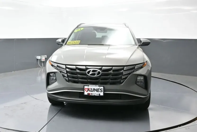 2024 Hyundai Tucson SEL photo 1