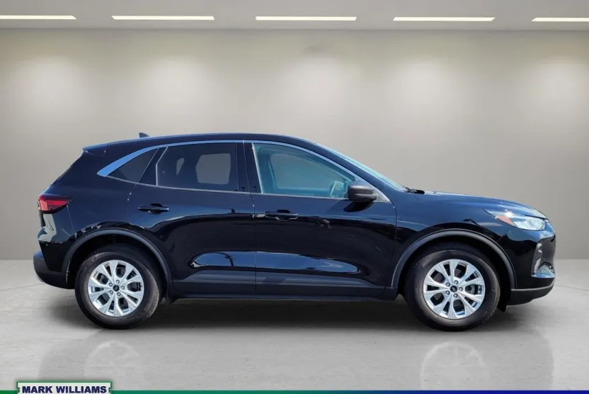 2023 Ford Escape Active photo 1