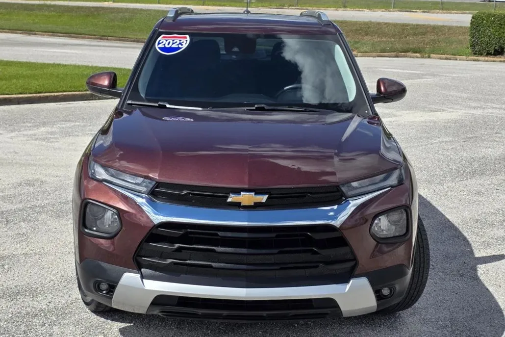2023 Chevrolet Trailblazer LT photo 1