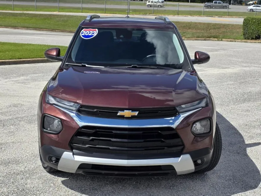 2023 Chevrolet Trailblazer LT photo 1