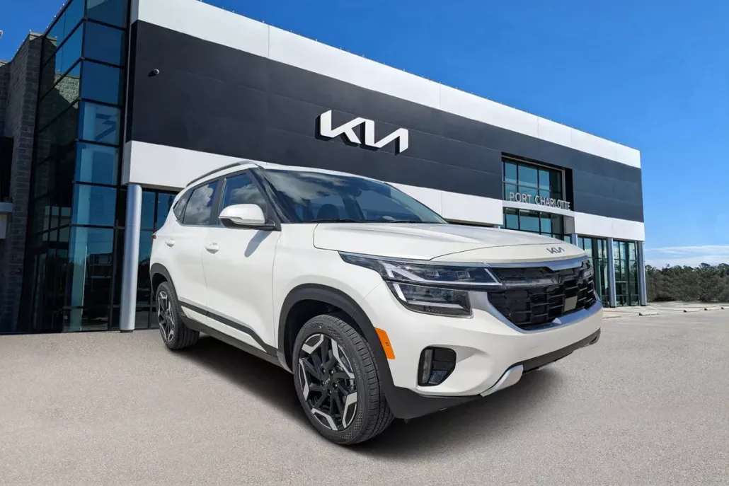 2026 Kia Seltos SX photo 1