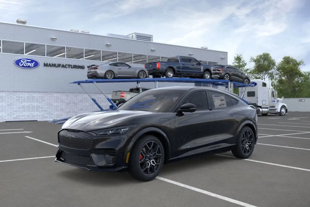 2025 Ford Mustang Mach-E GT photo 1
