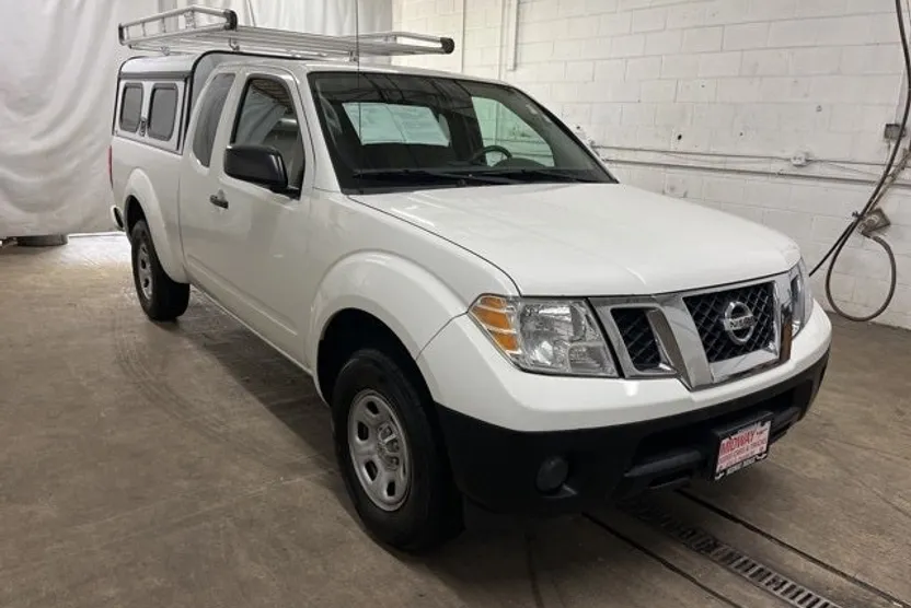 2017 Nissan Frontier S photo 1