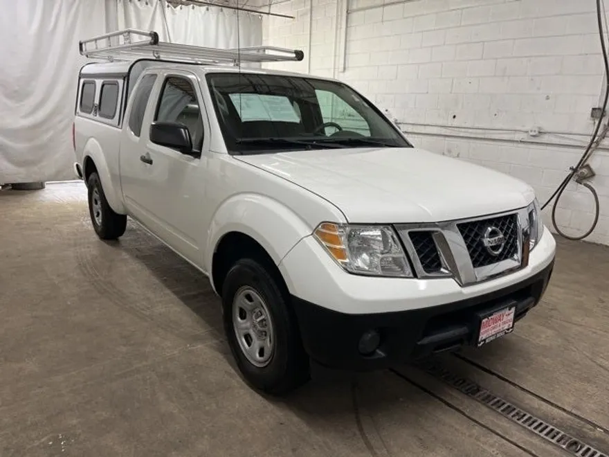 2017 Nissan Frontier S photo 1