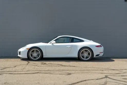 2017 Porsche 911 4 photo 2