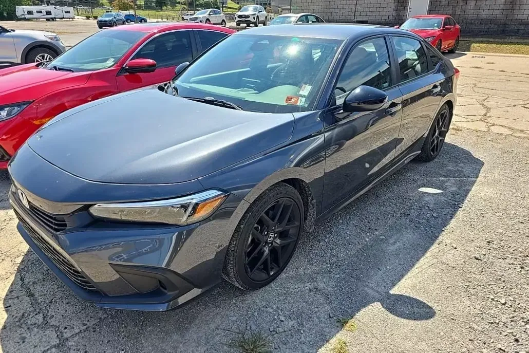2022 Honda Civic Sport photo 1
