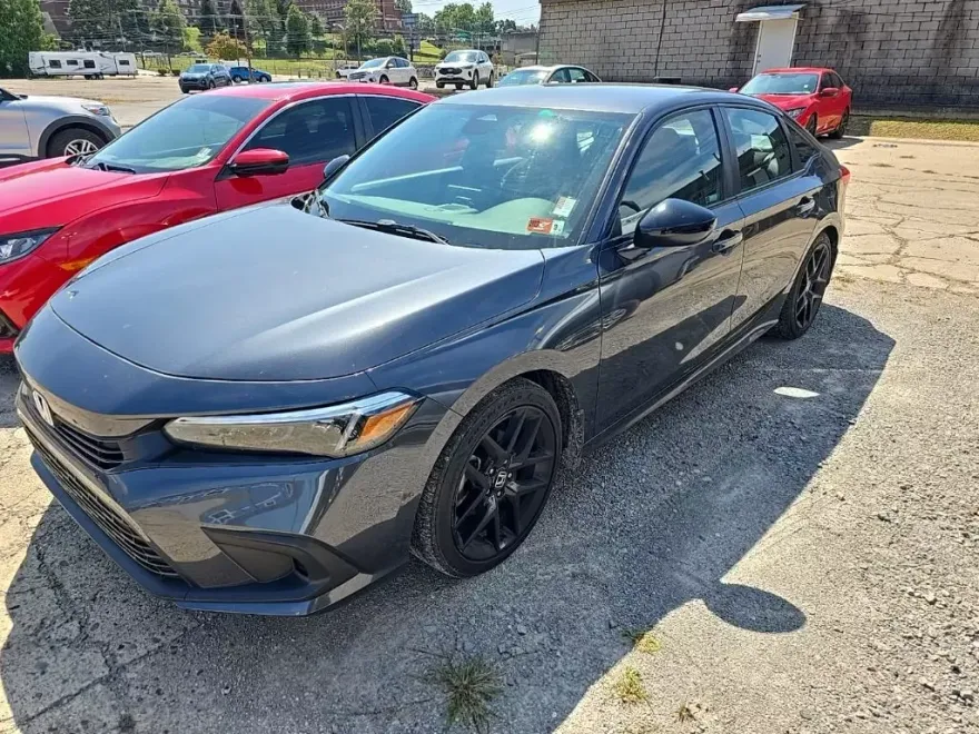 2022 Honda Civic Sport photo 1