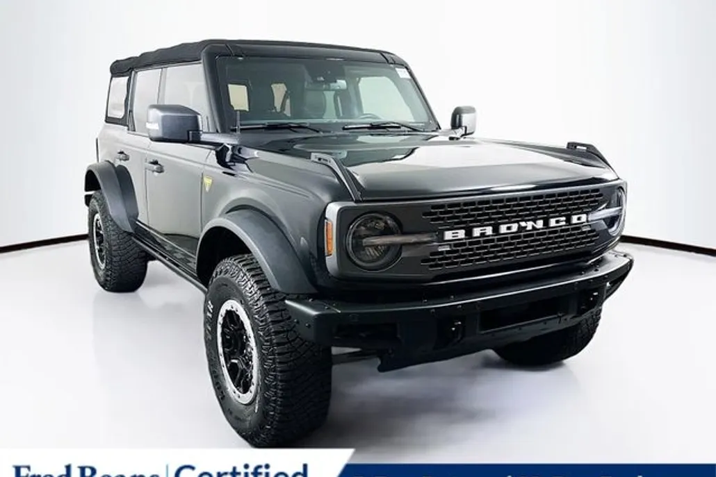2022 Ford Bronco Badlands photo 1