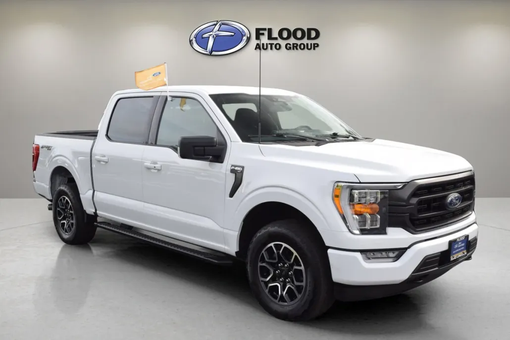 2023 Ford F-150 XLT photo 1