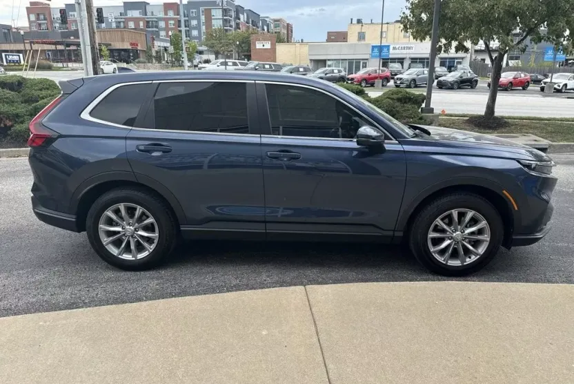 2023 Honda CR-V EX-L photo 1