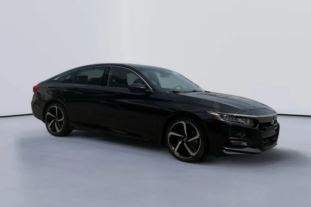 2019 Honda Accord Sport 2.0T photo 1