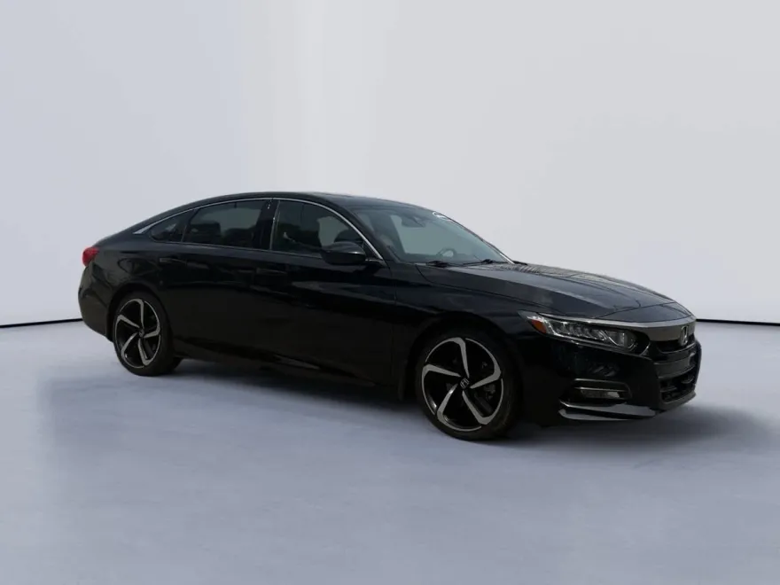 2019 Honda Accord Sport 2.0T photo 1