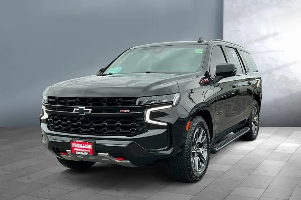 2023 Chevrolet Tahoe Z71 photo 1