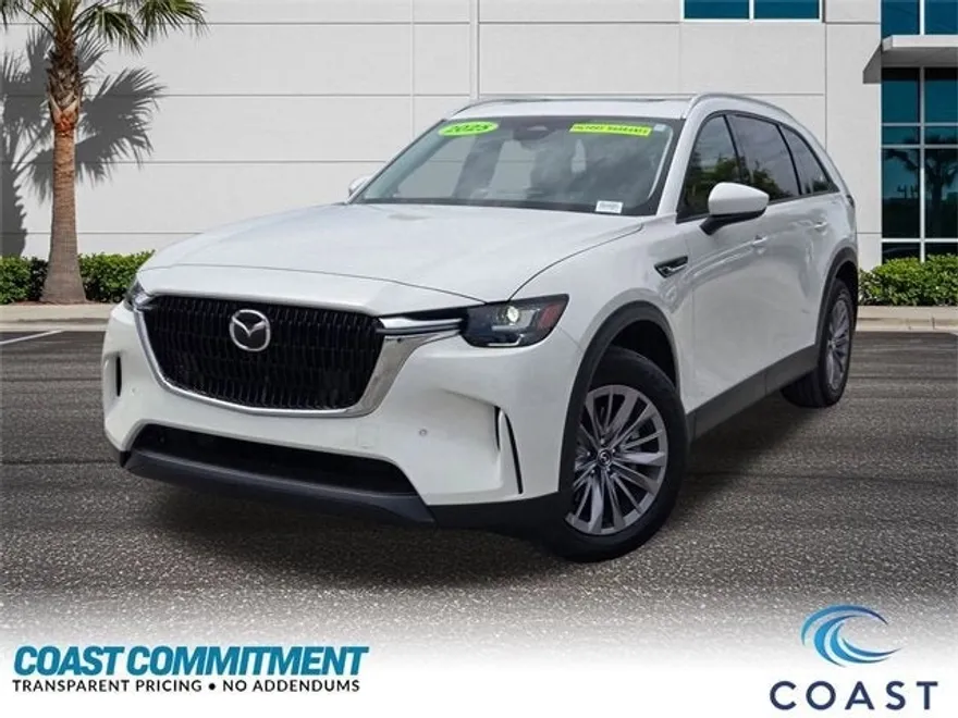 2025 Mazda CX-90 Preferred photo 1