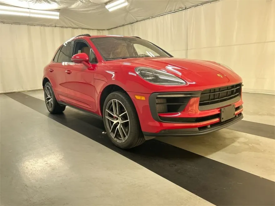 2022 Porsche Macan S photo 1