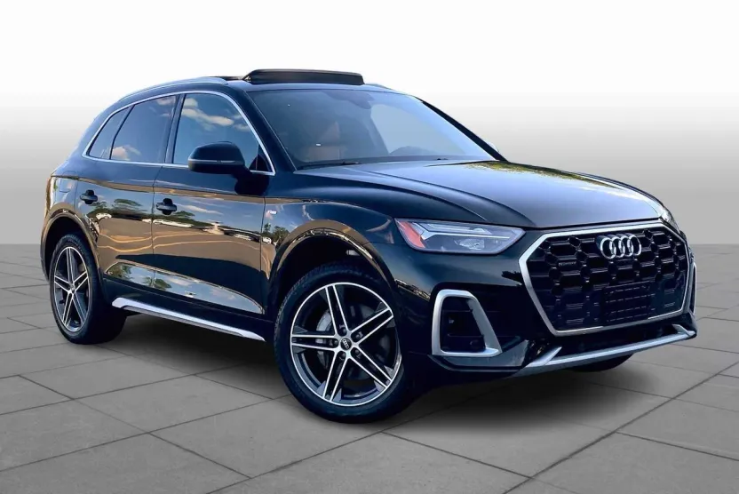 2024 Audi Q5 S line Premium Plus photo 1