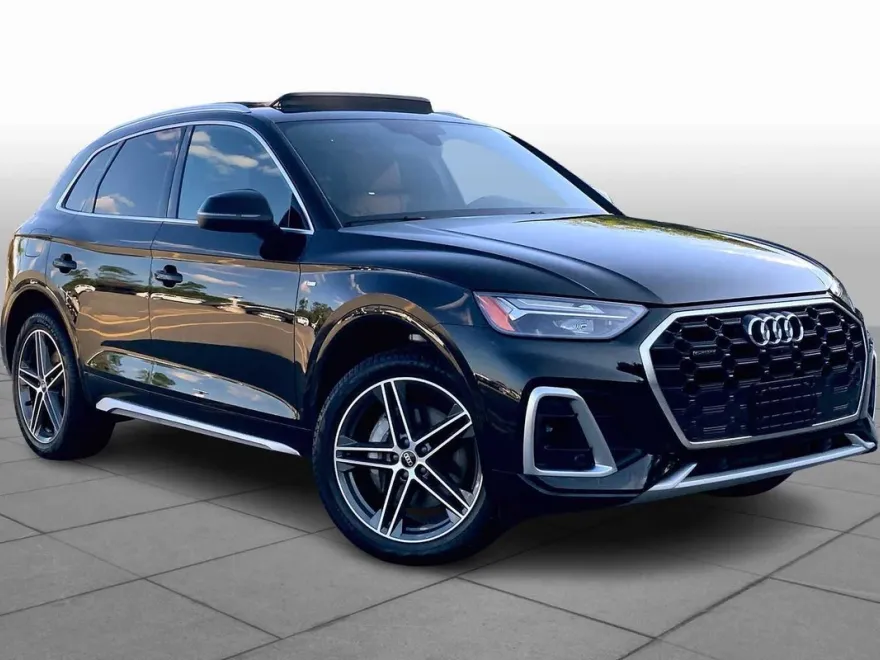 2024 Audi Q5 S line Premium Plus photo 1