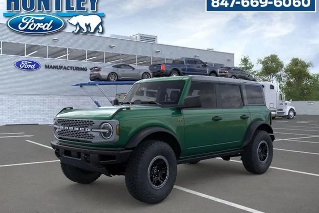 2025 Ford Bronco Badlands photo 1