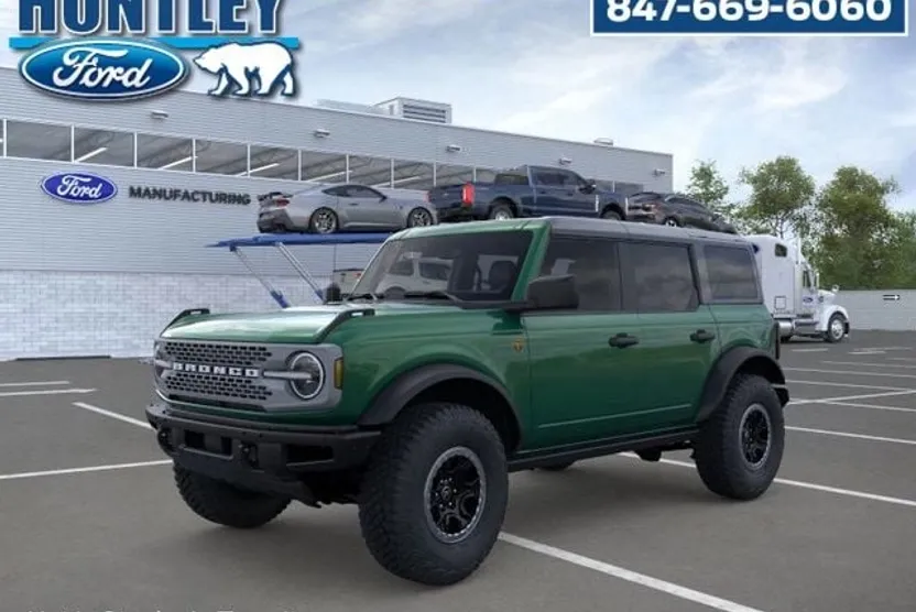 2025 Ford Bronco Badlands photo 1
