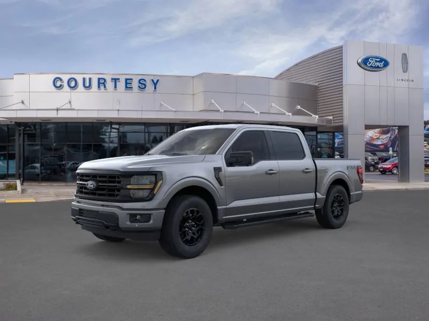 2025 Ford F-150 XLT photo 1